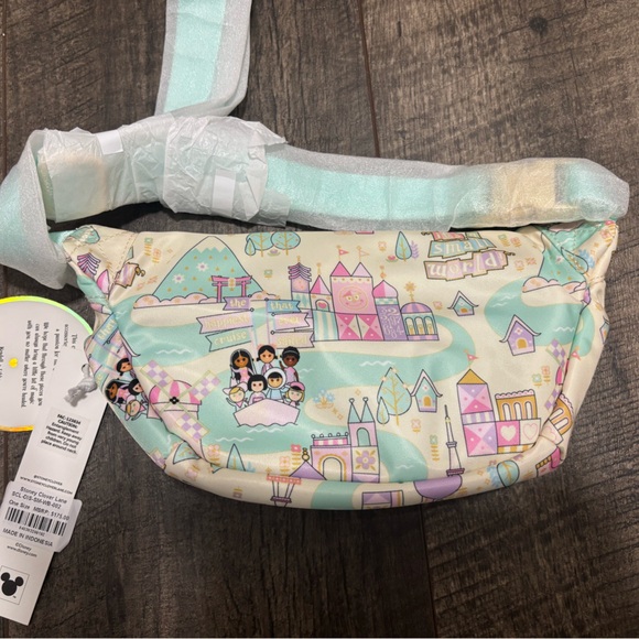 Stoney Clover Lane Mint and Cream It’s a Small World Disney Waist Bag - Picture 3 of 3